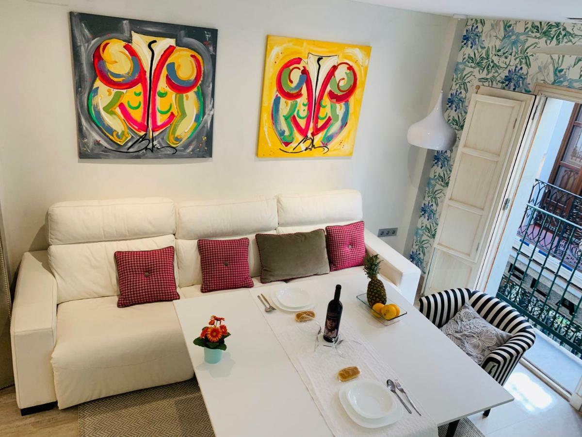Cathedral Studio, Luxury Studio In Cathedral Area, Parking Optional Siviglia Esterno foto